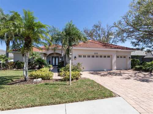 $850,000 - 4Br/2Ba -  for Sale in Venice Golf & Country Club, Venice