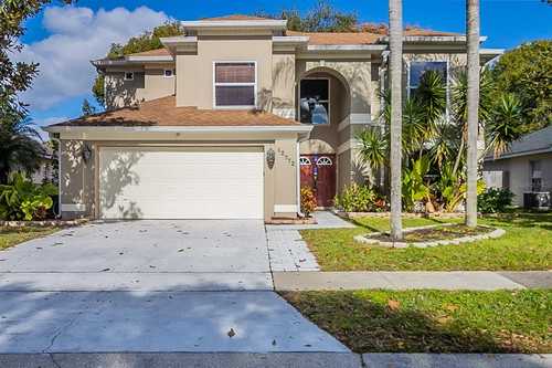 $495,000 - 4Br/3Ba -  for Sale in Waterford Lakes Tr N07 Ph 01, Orlando