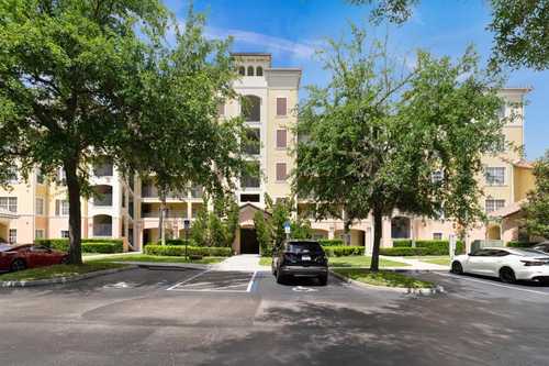 $179,900 - 2Br/2Ba -  for Sale in Worldquest Residence, Orlando