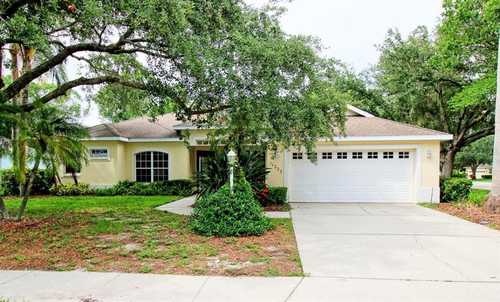 $670,000 - 4Br/3Ba -  for Sale in Summerfield Village Subphase B U2,t325, Lakewood Ranch