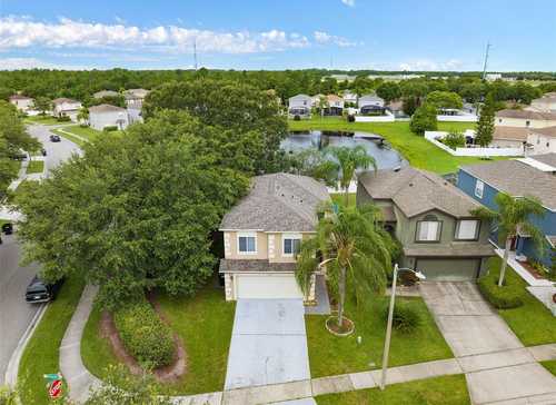 $365,000 - 3Br/3Ba -  for Sale in Stone Forest, Orlando