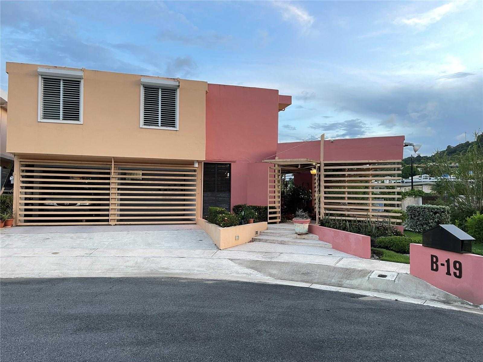 View GUAYNABO, 00969 house
