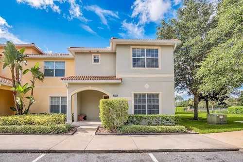 $535,000 - 5Br/4Ba -  for Sale in Paradise Palms Resort P1, Kissimmee