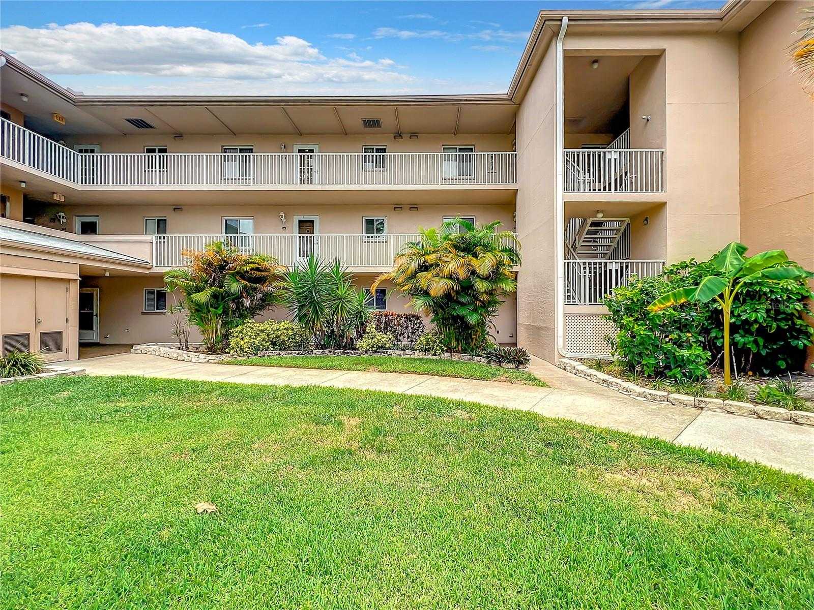 View CLEARWATER, FL 33759 condo