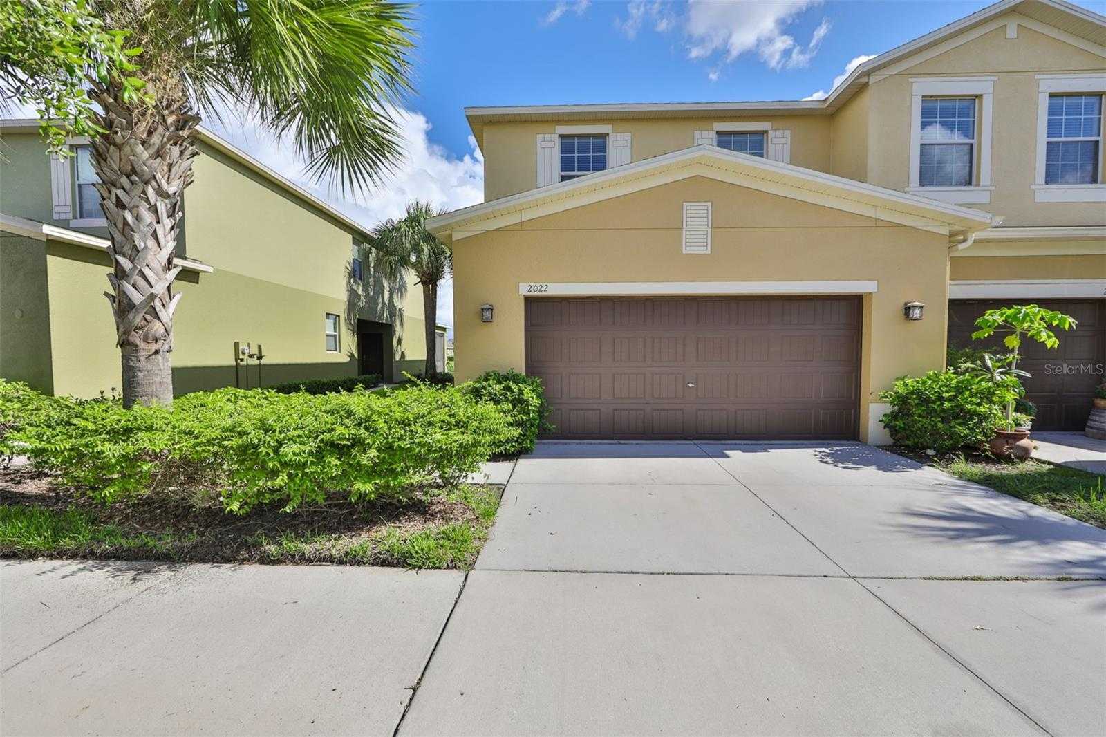 View RUSKIN, FL 33570 townhome