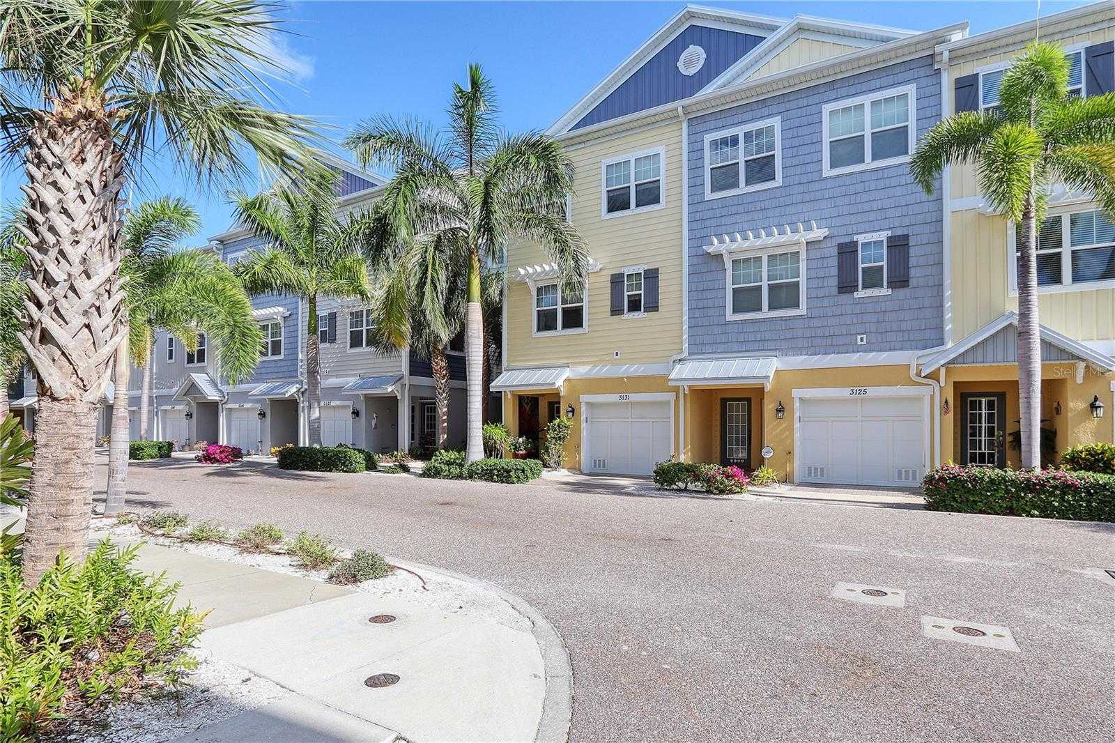 $709,900 - 3Br/3Ba -  for Sale in Cove At Loggerhead, St Petersburg