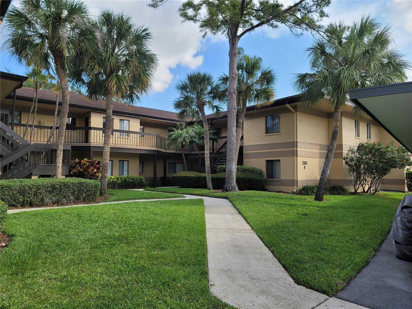 View CLEARWATER, FL 33761 condo