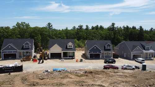 $795,000 - 2Br/3Ba -  for Sale in Holliston
