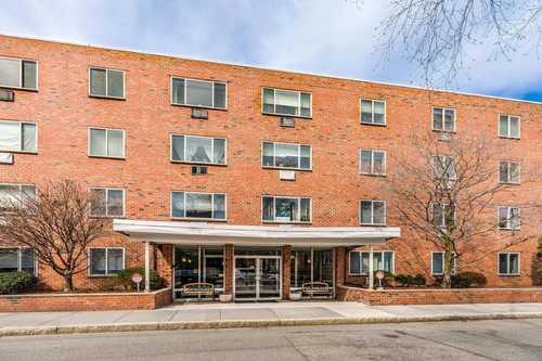 $549,000 - 1Br/1Ba -  for Sale in Brookline