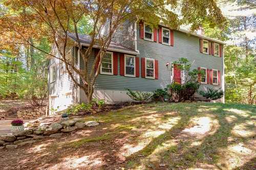 $499,900 - 3Br/3Ba -  for Sale in Near Purgatory Chasm State Reservation, Sutton