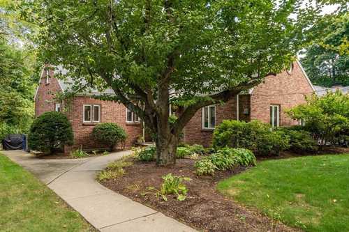 $2,198,000 - 4Br/4Ba -  for Sale in Brookline