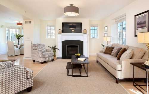 $2,600,000 - 3Br/4Ba -  for Sale in Brookline