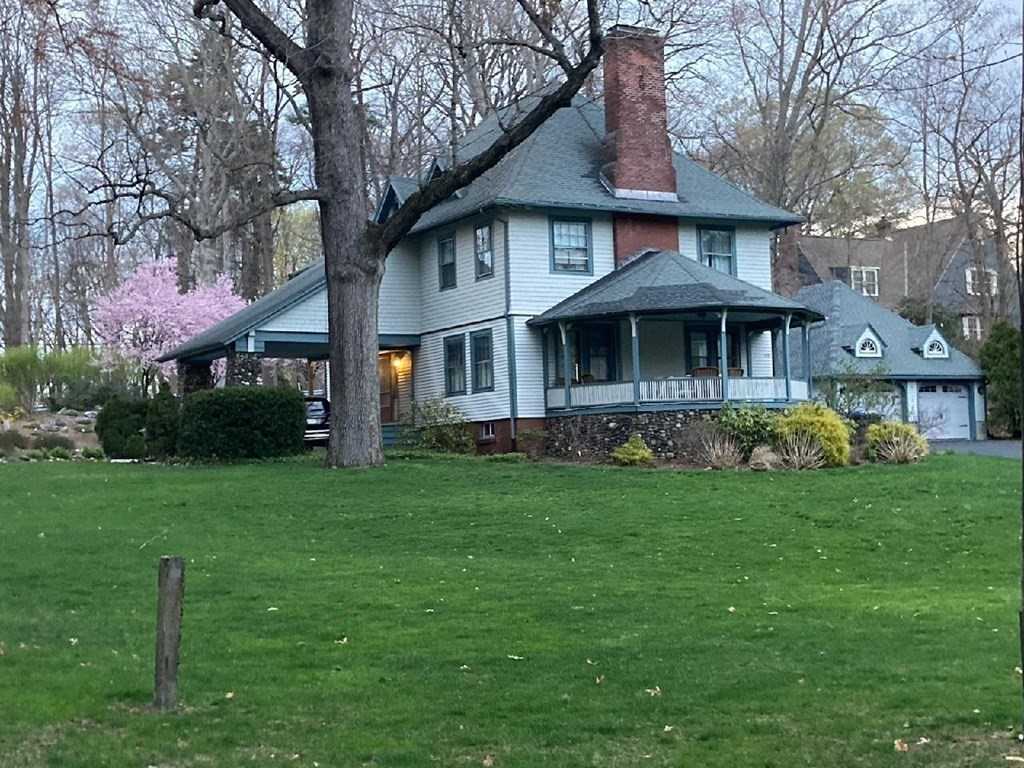 View Springfield, MA 01107 house