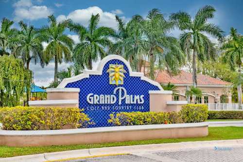 $720,000 - 4Br/4Ba -  for Sale in Hollywood Lakes Country C, Pembroke Pines