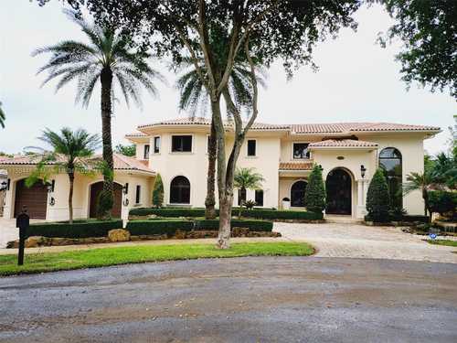 $1,649,000 - 5Br/4Ba -  for Sale in Royal Palm North 1st Addn, Miami Lakes