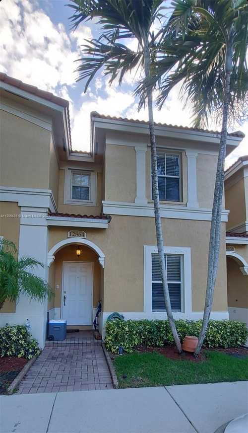 $365,000 - 3Br/3Ba -  for Sale in Melrose Point Condo, Miramar