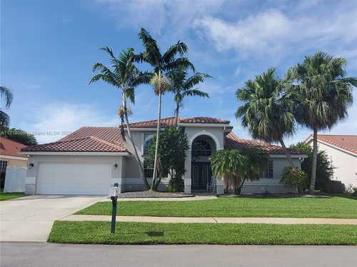 $744,999 - 4Br/3Ba -  for Sale in Preserve At Chapel Trail, Pembroke Pines