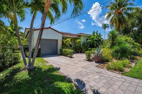 $1,600,000 - 2Br/2Ba -  for Sale in Second Amd Plat Of Norman, Surfside