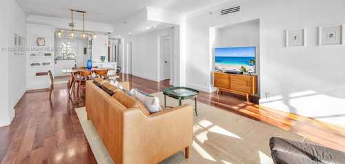 $2,980,000 - 2Br/3Ba -  for Sale in Bayside Village East, Miami Beach