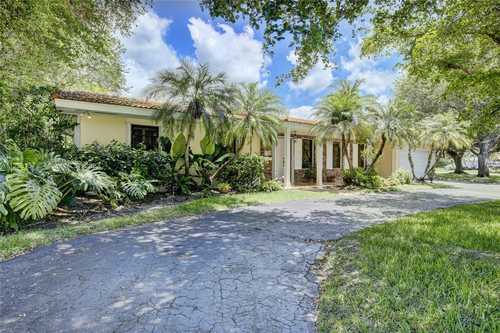 $1,100,000 - 3Br/2Ba -  for Sale in Royal Palm Harbor 1st Add, Palmetto Bay