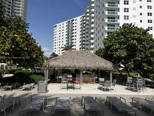 $350,000 - 1Br/1Ba -  for Sale in Residences On Hollywood, Hollywood