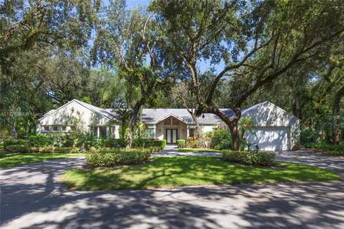 $1,995,000 - 4Br/3Ba -  for Sale in Kendal Green Homesites, Miami