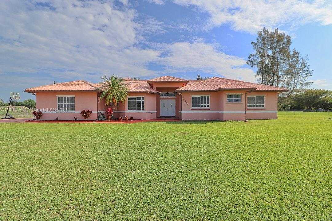 View Miramar, FL 33027 property