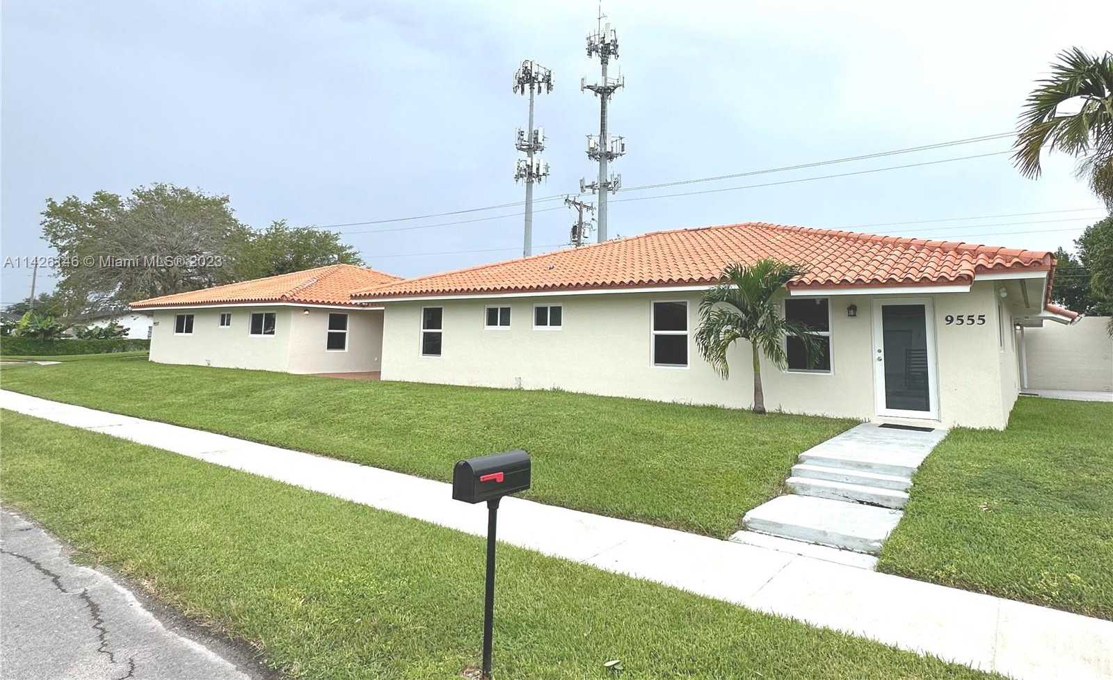 View Miami, FL 33165 multi-family property