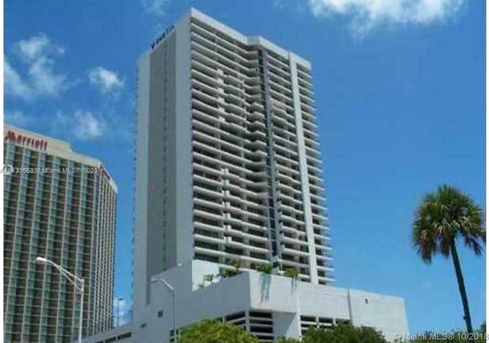 View Miami, FL 33132 property