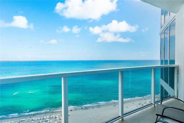 18001 Collins Ave Unit 2109