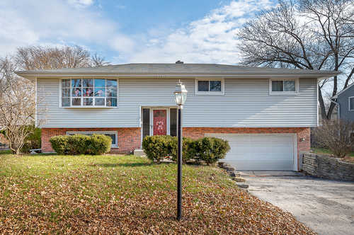 $445,000 - 4Br/2Ba -  for Sale in Downers Grove