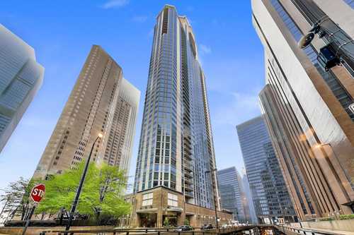 $250,000 - 1Br/1Ba -  for Sale in Chicago