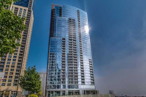 $1,880,000 - 3Br/4Ba -  for Sale in Chicago