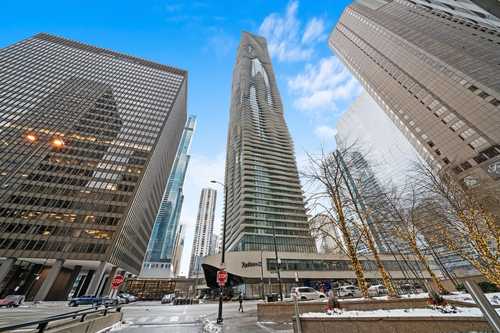 $949,995 - 2Br/3Ba -  for Sale in Chicago