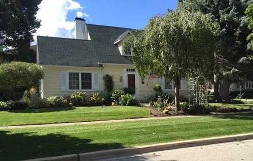 $410,000 - 3Br/2Ba -  for Sale in Itasca