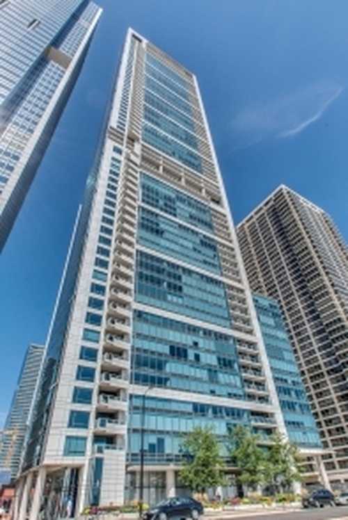 $889,000 - 2Br/3Ba -  for Sale in Chicago