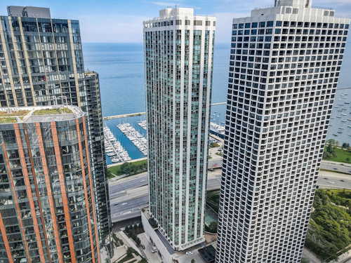 $749,950 - 3Br/2Ba -  for Sale in Chicago