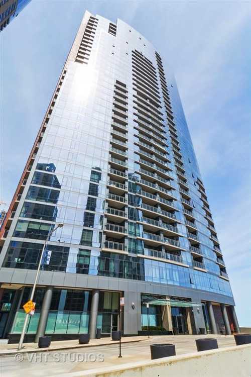 $865,000 - 2Br/2Ba -  for Sale in Chicago