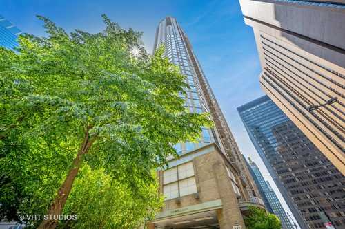 $415,000 - 2Br/2Ba -  for Sale in Chicago