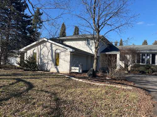 $390,000 - 4Br/3Ba -  for Sale in Indian Lakes, Bloomingdale