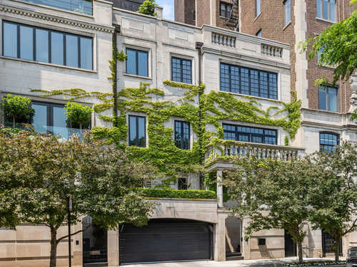 $4,195,000 - 4Br/5Ba -  for Sale in Chicago