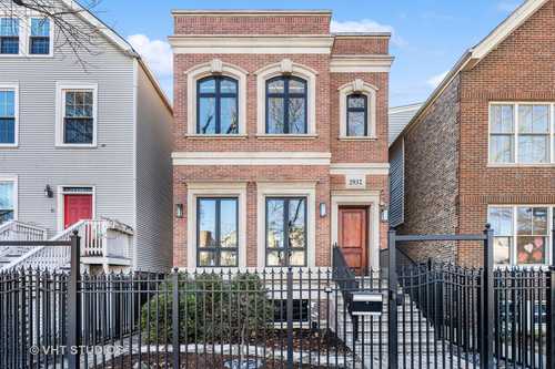 $1,750,000 - 4Br/5Ba -  for Sale in Chicago