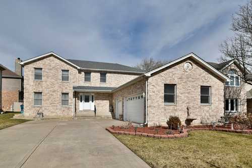 $734,900 - 4Br/4Ba -  for Sale in Addison