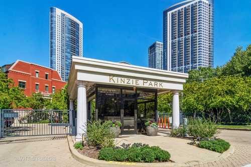 $1,895,000 - 4Br/4Ba -  for Sale in Kinzie Park, Chicago