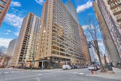 $225,000 - 1Br/1Ba -  for Sale in Chicago