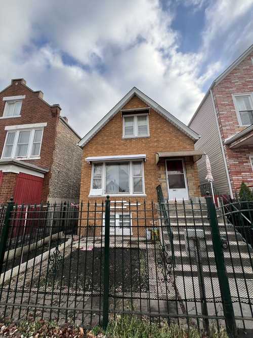 $320,000 - 4Br/2Ba -  for Sale in Chicago