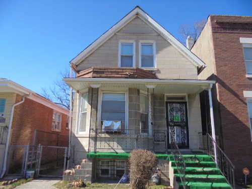 $82,000 - 3Br/2Ba -  for Sale in Chicago