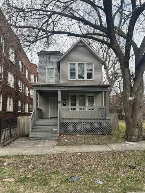 $159,000 - 4Br/2Ba -  for Sale in Chicago