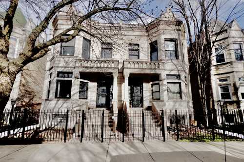 $389,999 - 3Br/5Ba -  for Sale in Chicago