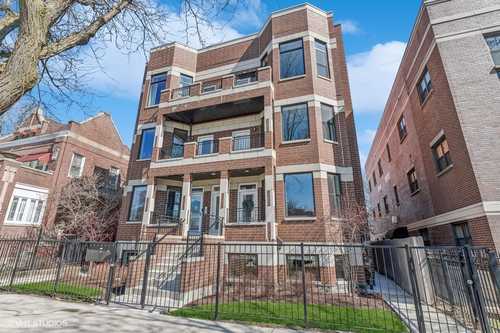 $650,000 - 3Br/3Ba -  for Sale in Chicago
